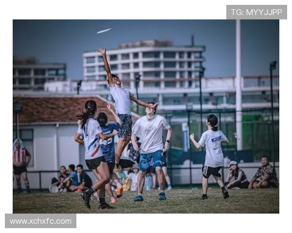 南京飞盘队的意识变革引发热议探索飞盘运动的魅力与团队精神