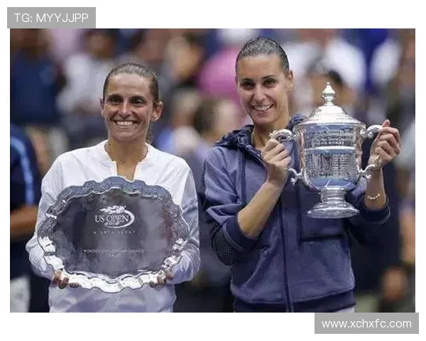 文奇与佩内塔的巅峰对决：网球场上的激情与荣耀之战